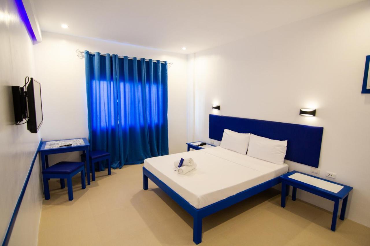 Hotel Skytel Palawan Puerto Princesa Esterno foto